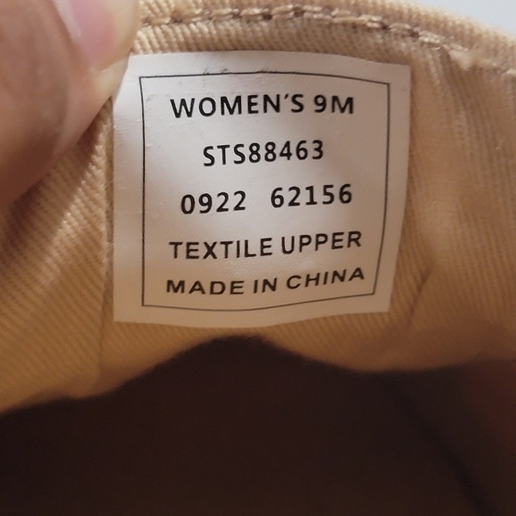 NEW Sperry Women's Crest Vibe Baja Sneaker - Picture 7 of 7